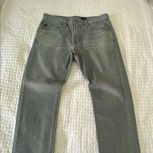 AG - The Graduate Tailored Leg